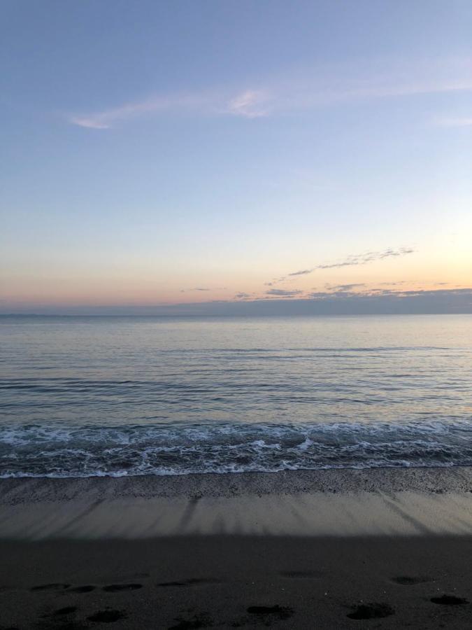Kompleksi Jakaj Velipojë Buitenkant foto